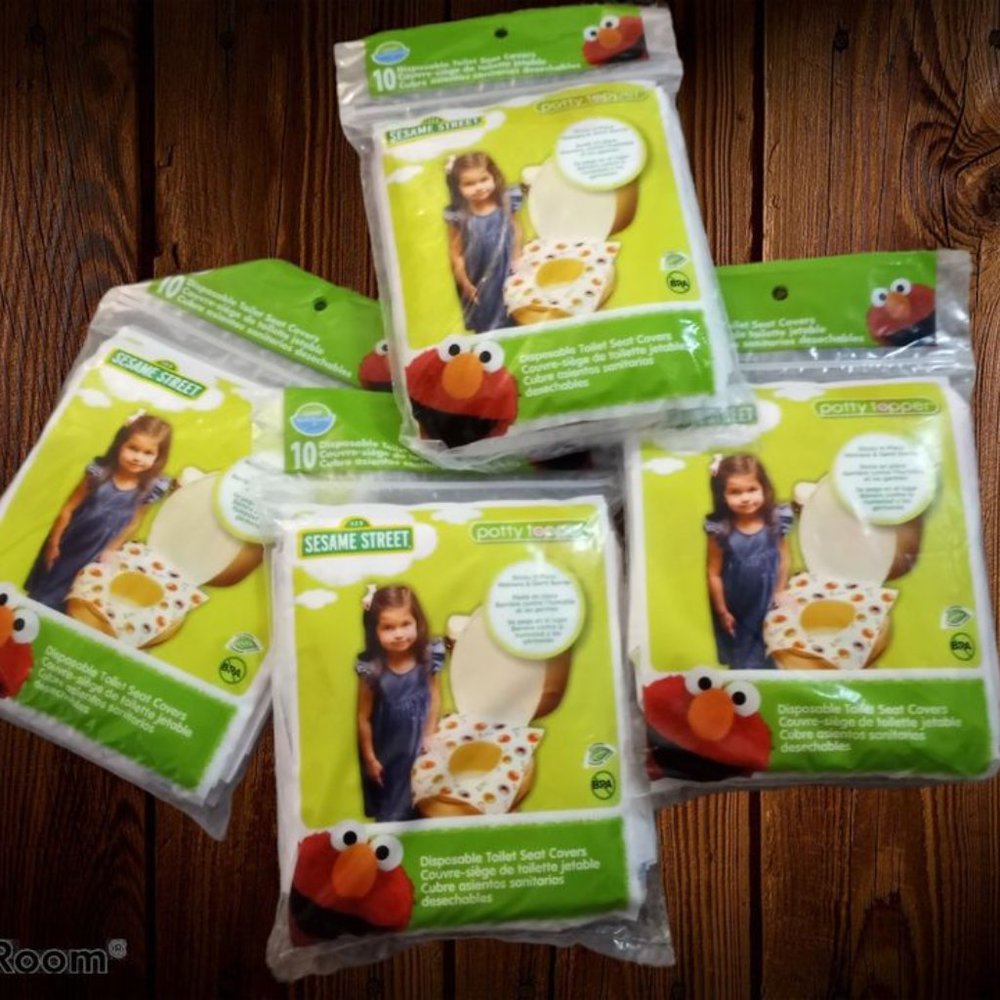 NEW Disposable Toilet Seat Covers 2 packs of 10 - Picture 1 of 4